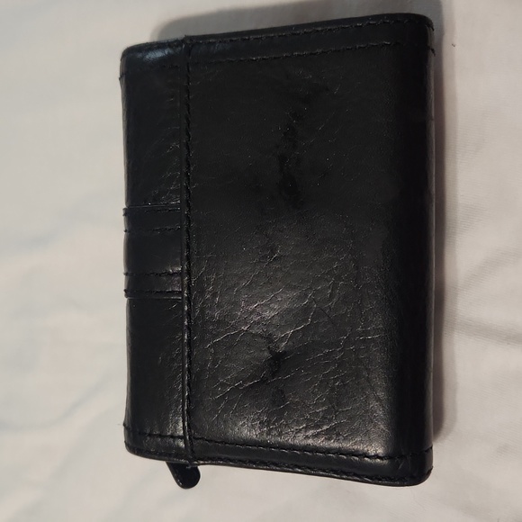 MK Small Wallet - Picture 2 of 4